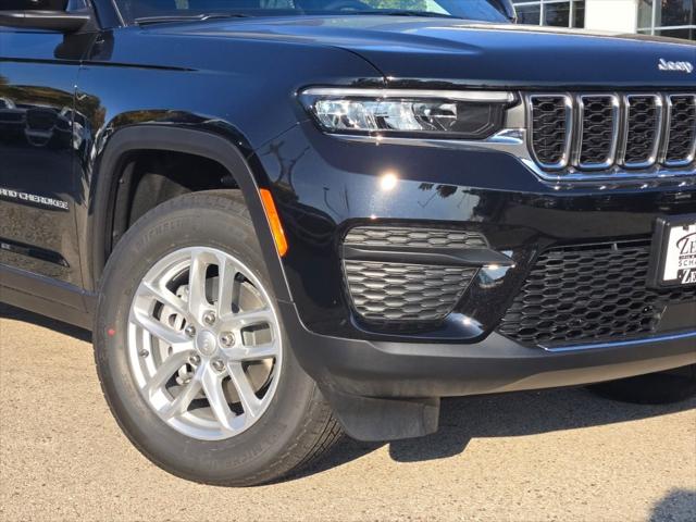 2025 Jeep Grand Cherokee GRAND CHEROKEE LAREDO X 4X4 2025 Jeep Grand Cherokee GRAND CHEROKEE LAREDO X 4X4