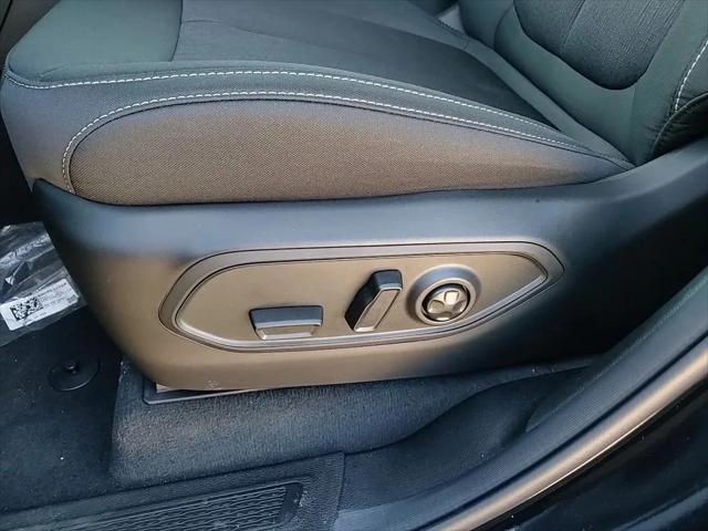 2025 Jeep Grand Cherokee Laredo X 4x4