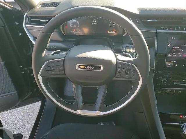 2025 Jeep Grand Cherokee Laredo X 4x4