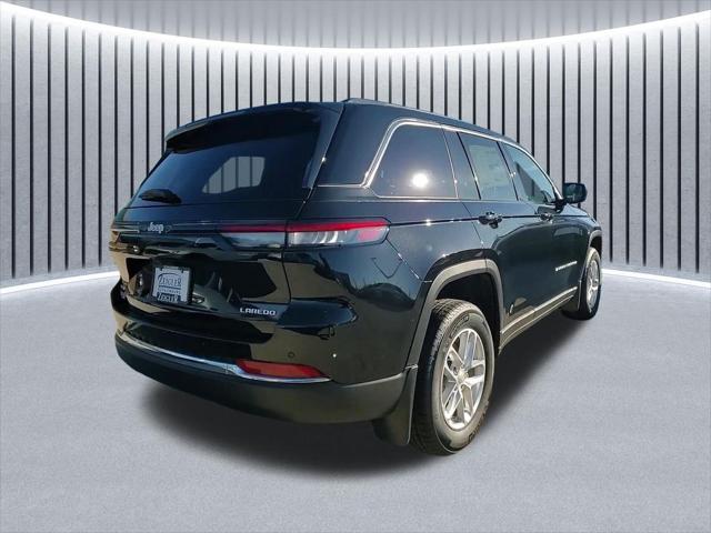 2025 Jeep Grand Cherokee Laredo X 4x4