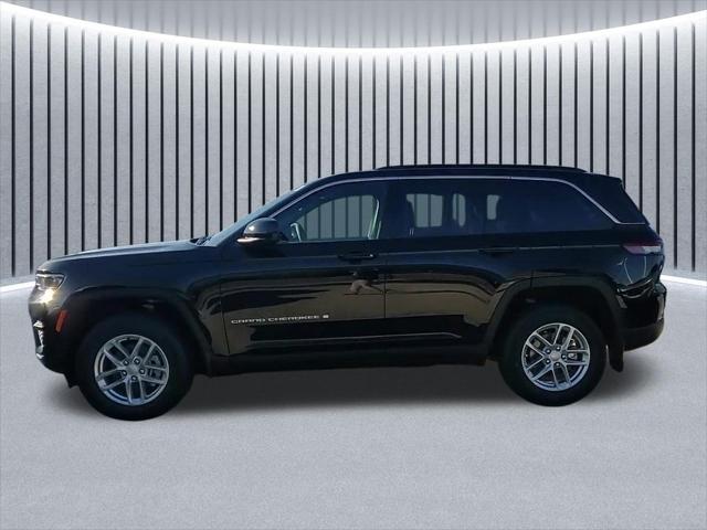 2025 Jeep Grand Cherokee Laredo X 4x4