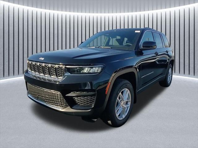 2025 Jeep Grand Cherokee Laredo X 4x4