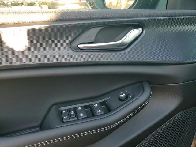 2025 Jeep Grand Cherokee Laredo X 4x4