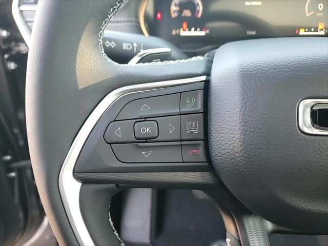 2025 Jeep Grand Cherokee Laredo X 4x4