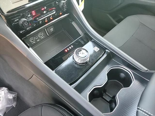 2025 Jeep Grand Cherokee Laredo X 4x4
