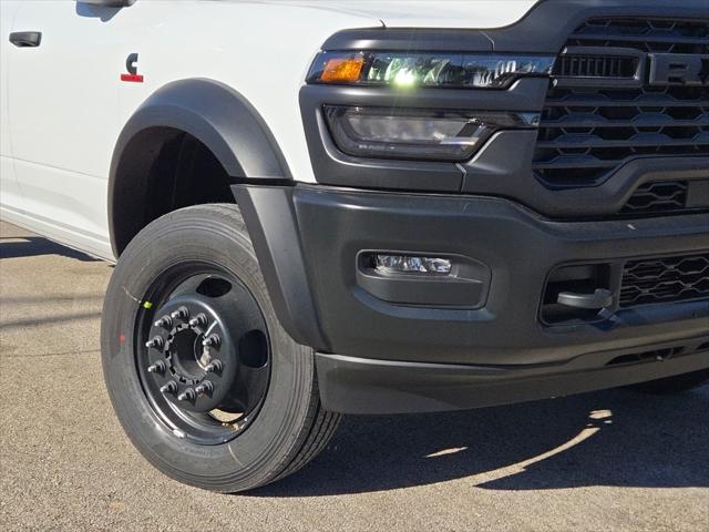 2026 RAM Ram 5500 Chassis Cab RAM 5500 TRADESMAN CHASSIS CREW CAB 4X4 84 CA