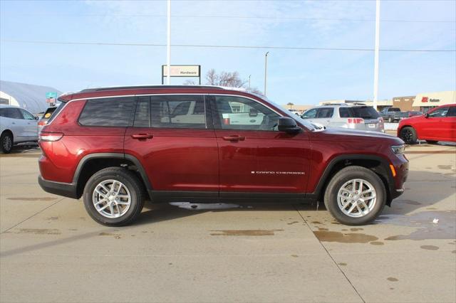 2025 Jeep Grand Cherokee GRAND CHEROKEE L LAREDO X 4X4