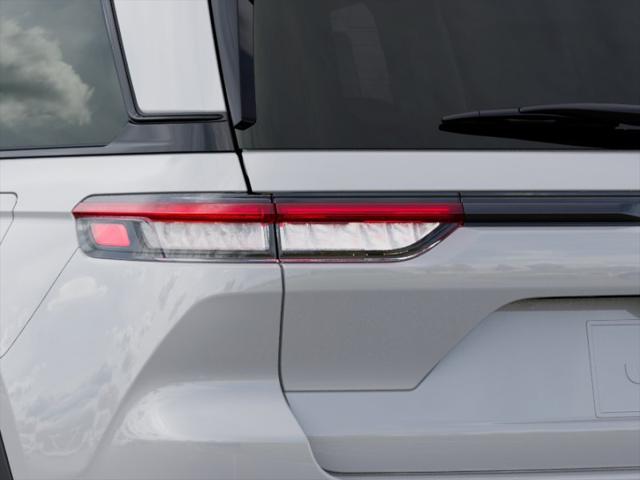 2025 Jeep Grand Cherokee Altitude X 4x2