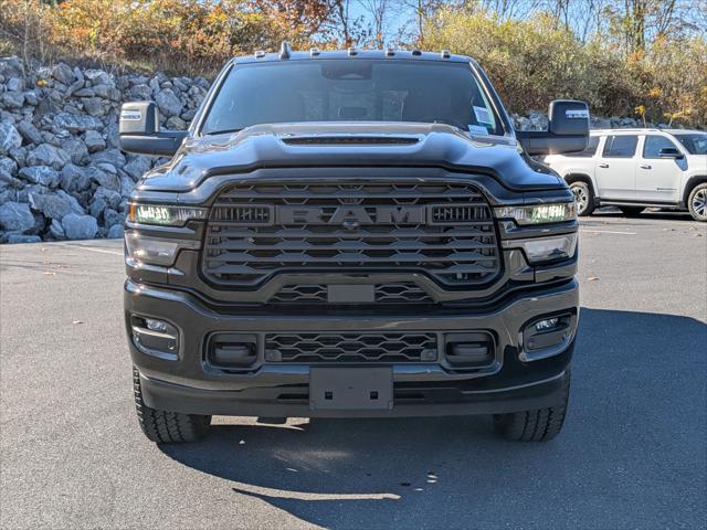 2026 RAM Ram 2500 RAM 2500 BLACK EXPRESS CREW CAB 4X4 64 BOX 2026 RAM Ram 2500 RAM 2500 BLACK EXPRESS CREW CAB 4X4 64 BOX
