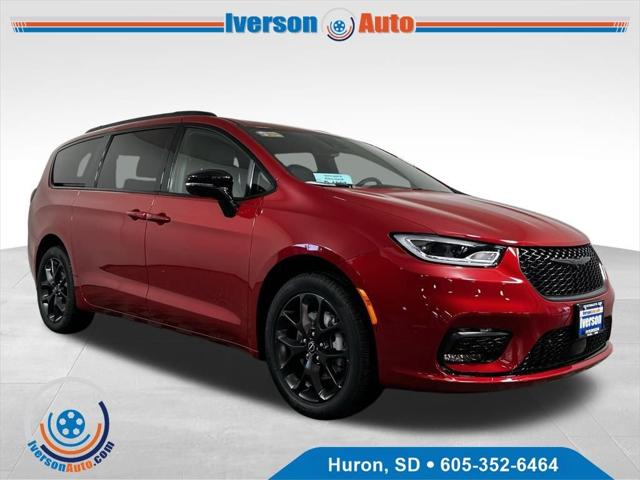 2026 Chrysler Pacifica PACIFICA SELECT AWD 2026 Chrysler Pacifica PACIFICA SELECT AWD