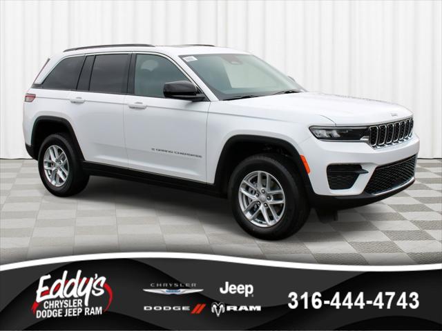2025 Jeep Grand Cherokee GRAND CHEROKEE LAREDO X 4X4