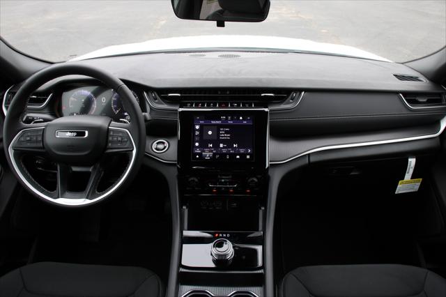 2025 Jeep Grand Cherokee GRAND CHEROKEE L LAREDO X 4X4 2025 Jeep Grand Cherokee GRAND CHEROKEE L LAREDO X 4X4