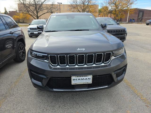 2025 Jeep Grand Cherokee GRAND CHEROKEE LAREDO X 4X4