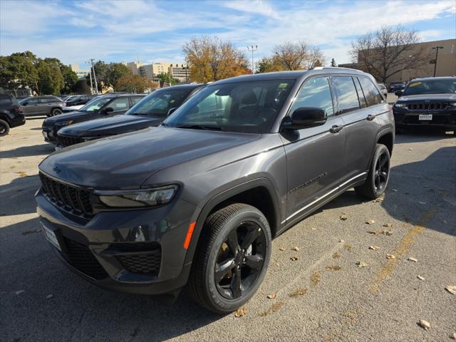 2025 Jeep Grand Cherokee GRAND CHEROKEE ALTITUDE X 4X4