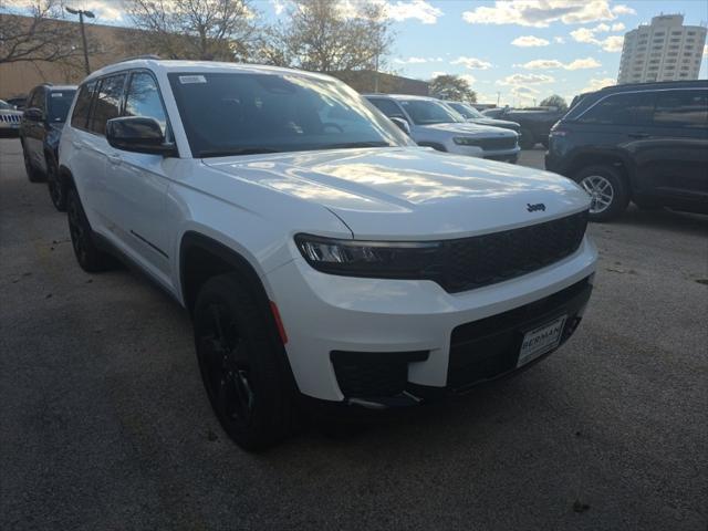 2025 Jeep Grand Cherokee GRAND CHEROKEE L ALTITUDE X 4X4