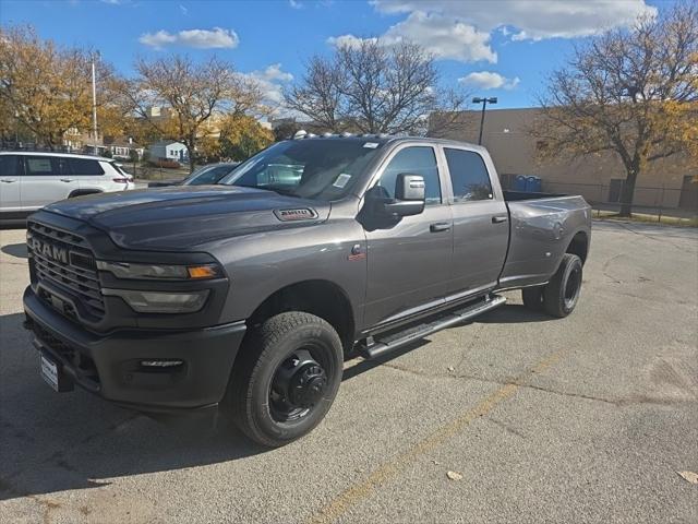 2026 RAM Ram 3500 RAM 3500 TRADESMAN CREW CAB 4X4 8 BOX