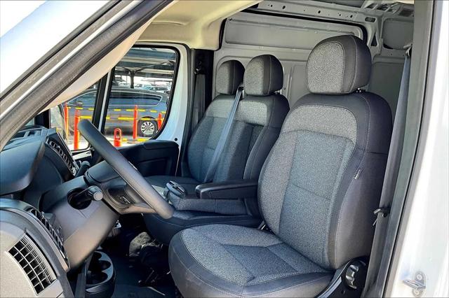 2026 Ram ProMaster Cargo Van Tradesman High Roof 159" WB w/Pass Seat