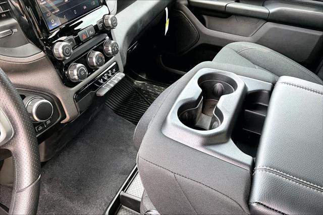 2026 Ram 1500 Warlock Crew Cab 4x4 5'7" Box