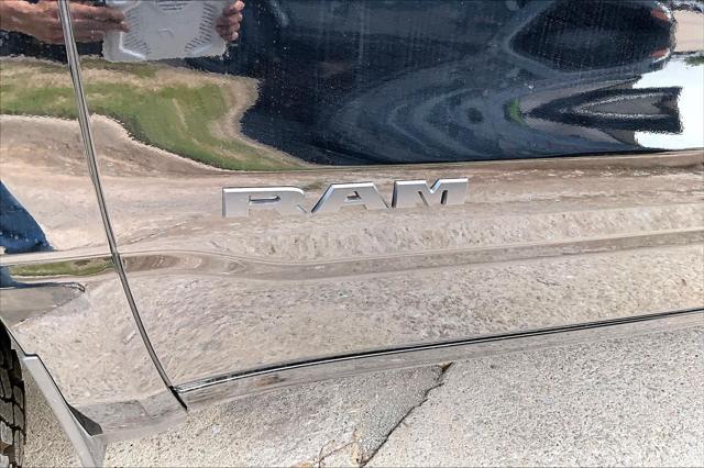 2026 Ram 1500 Warlock Crew Cab 4x4 5'7" Box