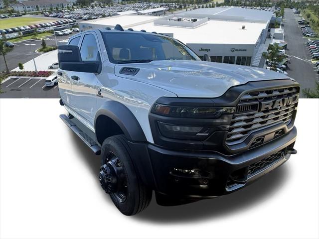 2026 RAM Ram 5500 Chassis Cab RAM 5500 TRADESMAN CHASSIS CREW CAB 4X4 84 CA