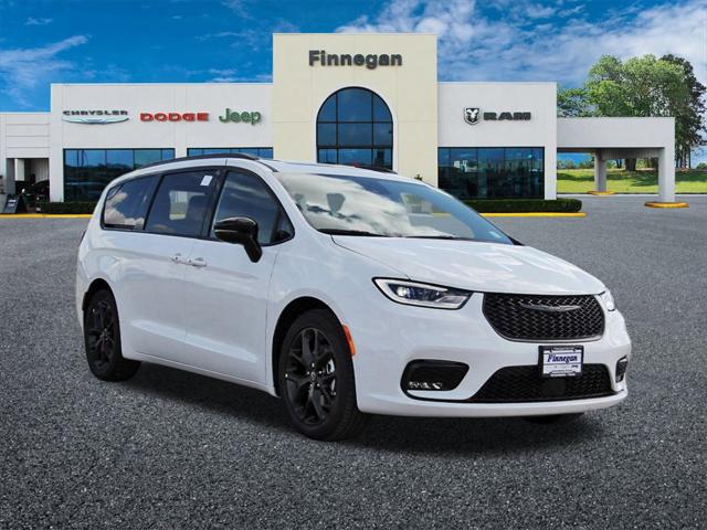 2026 Chrysler Pacifica PACIFICA LIMITED