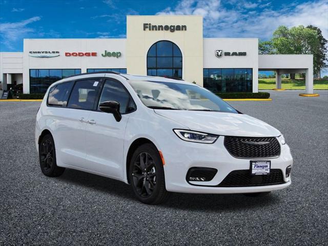 2026 Chrysler Pacifica PACIFICA LIMITED