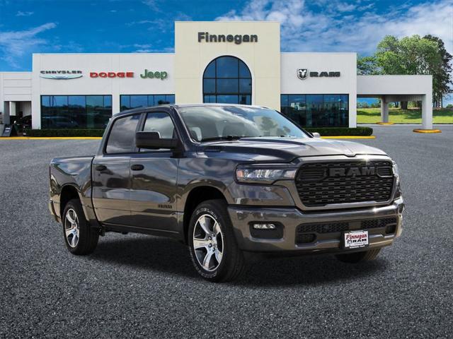 2025 RAM Ram 1500 RAM 1500 TRADESMAN CREW CAB 4X2 57 BOX 2025 RAM Ram 1500 RAM 1500 TRADESMAN CREW CAB 4X2 57 BOX