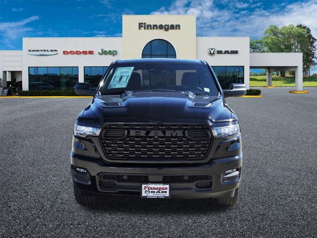 2026 RAM Ram 1500 RAM 1500 EXPRESS CREW CAB 4X4 57 BOX