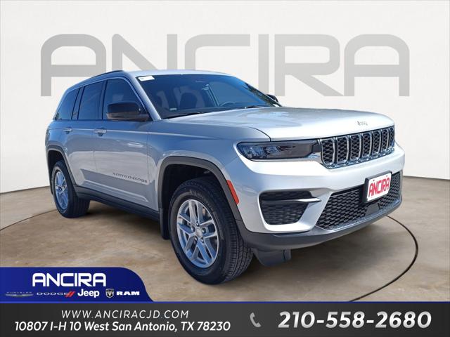 2025 Jeep Grand Cherokee GRAND CHEROKEE LAREDO X 4X4