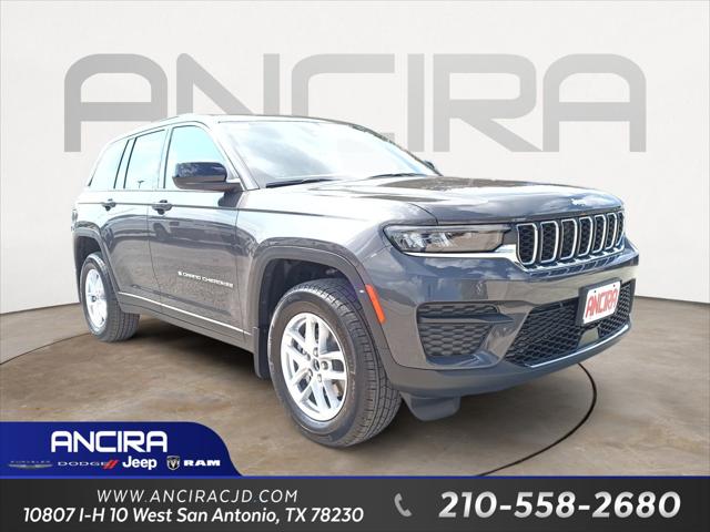 2025 Jeep Grand Cherokee GRAND CHEROKEE LAREDO X 4X4