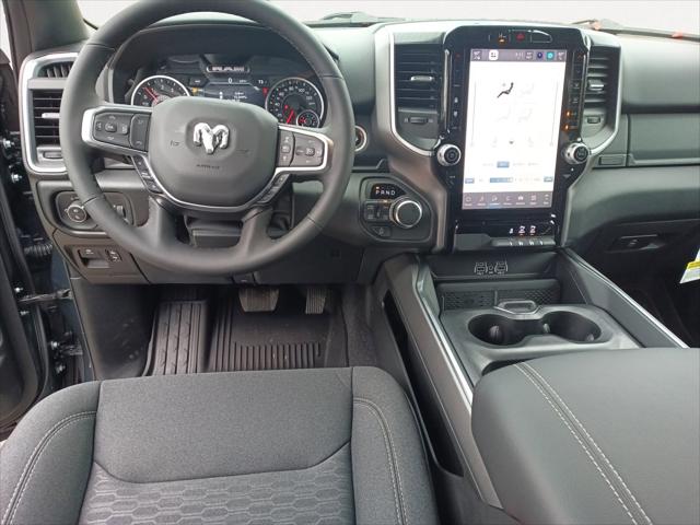 2026 RAM Ram 1500 RAM 1500 LONE STAR CREW CAB 4X4 57 BOX