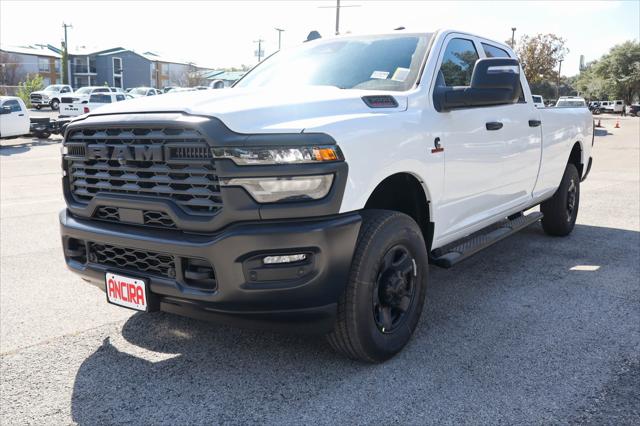 2026 RAM Ram 3500 RAM 3500 TRADESMAN CREW CAB 4X4 8 BOX