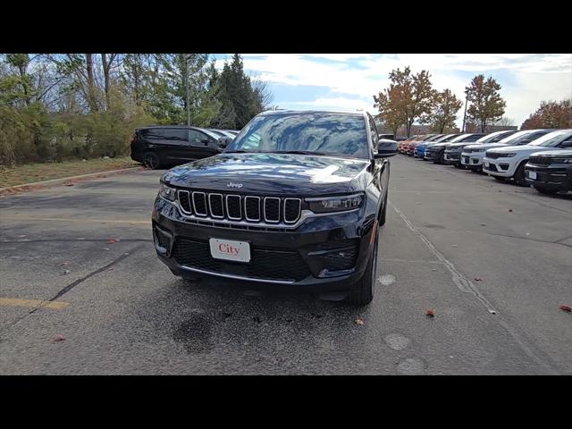 2025 Jeep Grand Cherokee GRAND CHEROKEE LAREDO X 4X4 2025 Jeep Grand Cherokee GRAND CHEROKEE LAREDO X 4X4