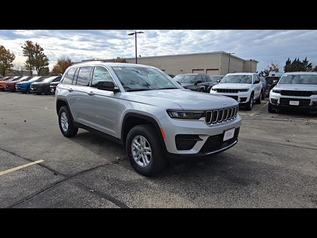 2025 Jeep Grand Cherokee GRAND CHEROKEE LAREDO 4X4 2025 Jeep Grand Cherokee GRAND CHEROKEE LAREDO 4X4