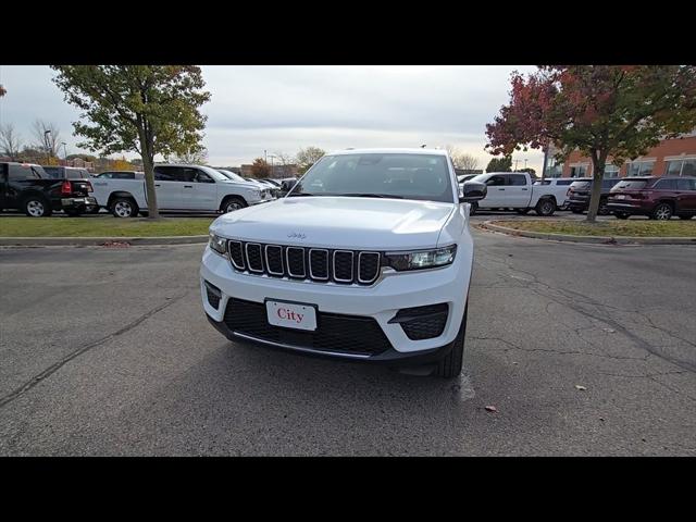 2025 Jeep Grand Cherokee GRAND CHEROKEE LAREDO X 4X4 2025 Jeep Grand Cherokee GRAND CHEROKEE LAREDO X 4X4