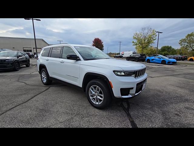 2025 Jeep Grand Cherokee GRAND CHEROKEE L LAREDO X 4X4