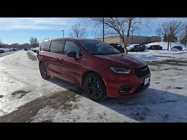 2026 Chrysler Pacifica PACIFICA SELECT