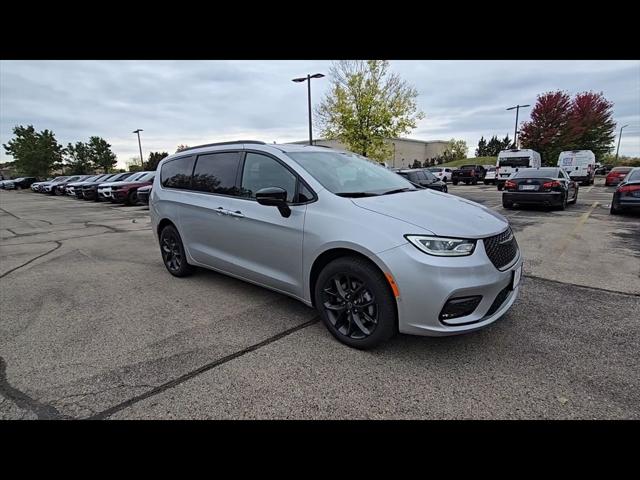 2026 Chrysler Pacifica PACIFICA LIMITED AWD