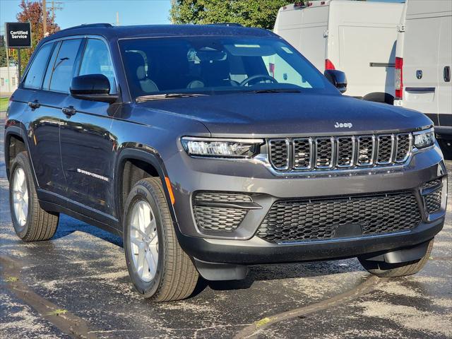 2025 Jeep Grand Cherokee GRAND CHEROKEE LAREDO X 4X4 2025 Jeep Grand Cherokee GRAND CHEROKEE LAREDO X 4X4