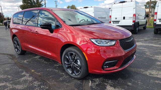 2026 Chrysler Pacifica PACIFICA SELECT AWD 2026 Chrysler Pacifica PACIFICA SELECT AWD