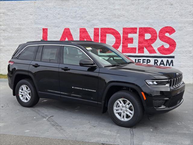 2025 Jeep Grand Cherokee GRAND CHEROKEE LAREDO 4X2