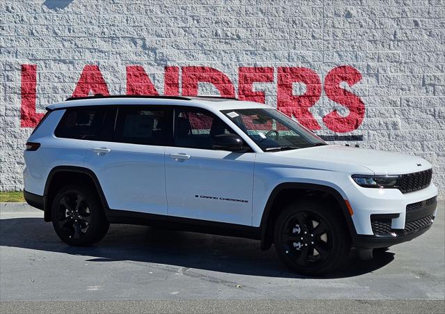 2025 Jeep Grand Cherokee GRAND CHEROKEE L ALTITUDE X 4X4