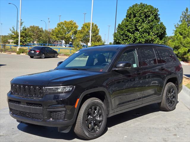 2025 Jeep Grand Cherokee GRAND CHEROKEE L ALTITUDE 4X4