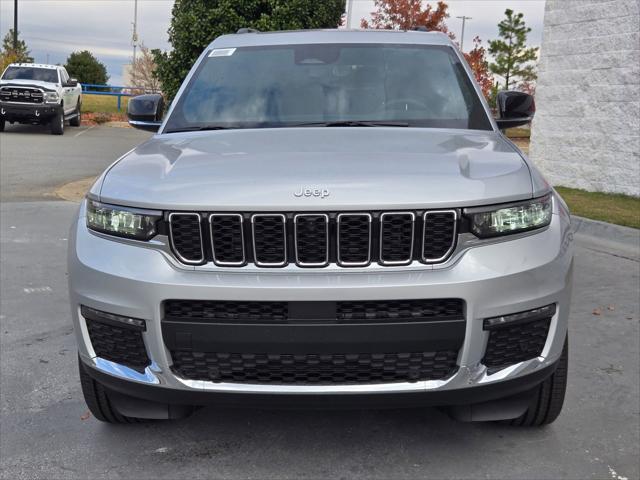 2025 Jeep Grand Cherokee GRAND CHEROKEE L LIMITED 4X4