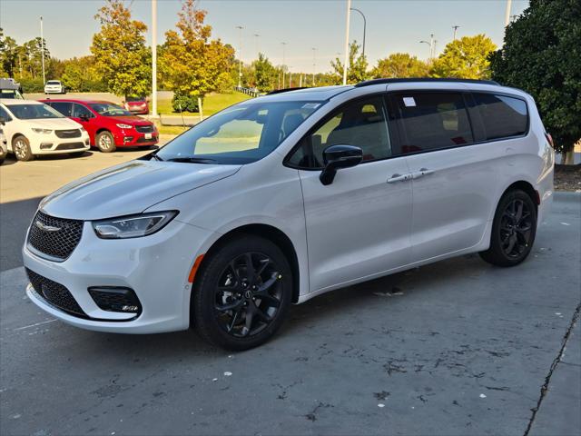 2026 Chrysler Pacifica PACIFICA LIMITED 2026 Chrysler Pacifica PACIFICA LIMITED