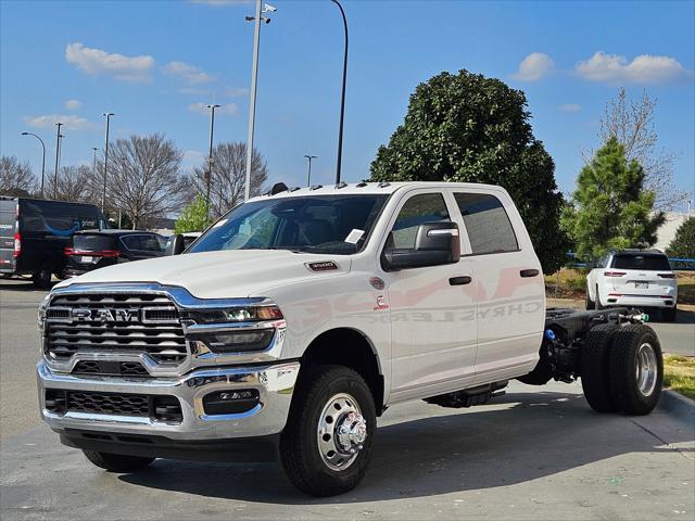 2026 RAM Ram 3500 Chassis Cab RAM 3500 TRADESMAN CREW CAB CHASSIS 4X4 60 CA
