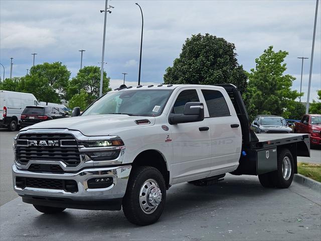2026 RAM Ram 3500 Chassis Cab RAM 3500 TRADESMAN CREW CAB CHASSIS 4X4 60 CA