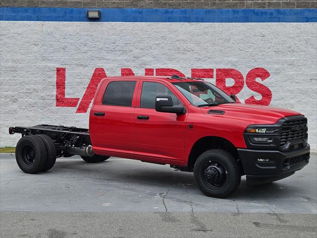2026 RAM Ram 3500 Chassis Cab RAM 3500 TRADESMAN CREW CAB CHASSIS 4X4 60 CA 2026 RAM Ram 3500 Chassis Cab RAM 3500 TRADESMAN CREW CAB CHASSIS 4X4 60 CA