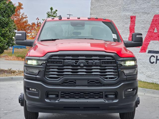 2026 RAM Ram 3500 Chassis Cab RAM 3500 TRADESMAN CREW CAB CHASSIS 4X4 60 CA 2026 RAM Ram 3500 Chassis Cab RAM 3500 TRADESMAN CREW CAB CHASSIS 4X4 60 CA