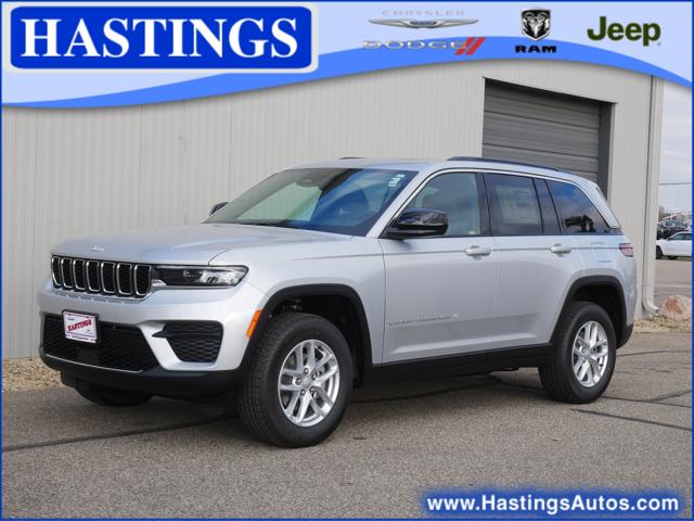 2025 Jeep Grand Cherokee GRAND CHEROKEE LAREDO X 4X4